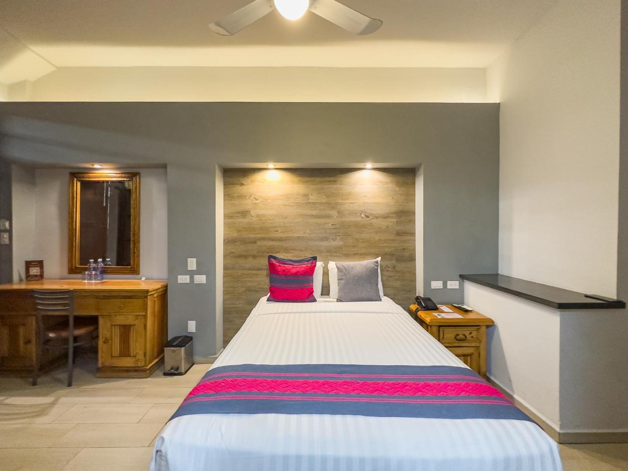 Hotel Hidalgo Querétaro Extérieur photo